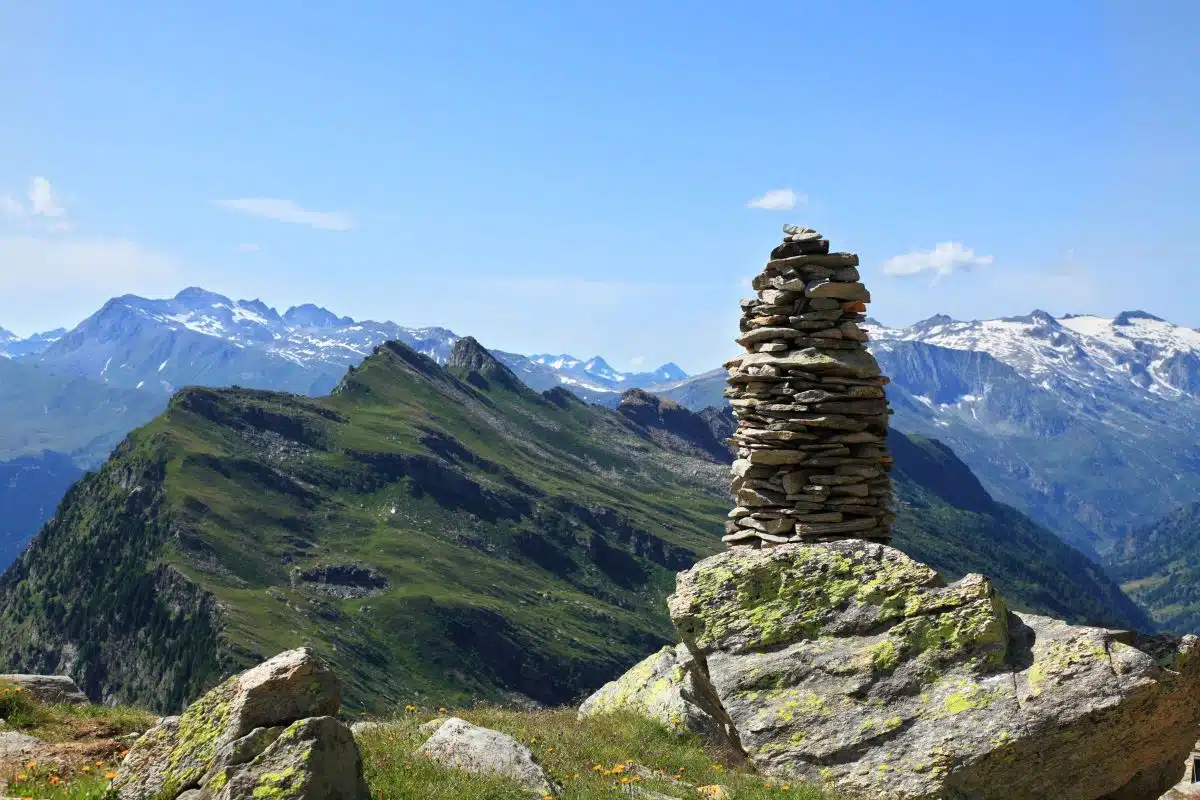 Le refuge et la montagne @dzogchentoday